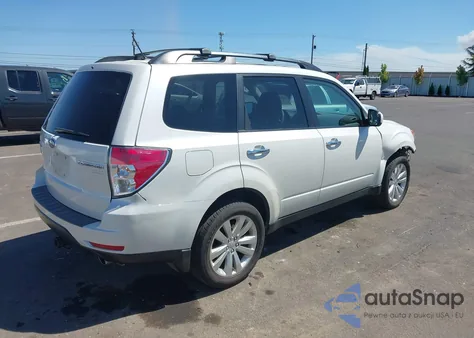 2013 Subaru Forester 2.5X Limited из США, поврежденный, VIN JF2SHAFC5DH433475
